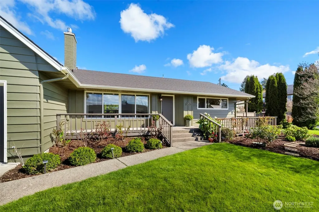 969 B Street Washougal WA 98671