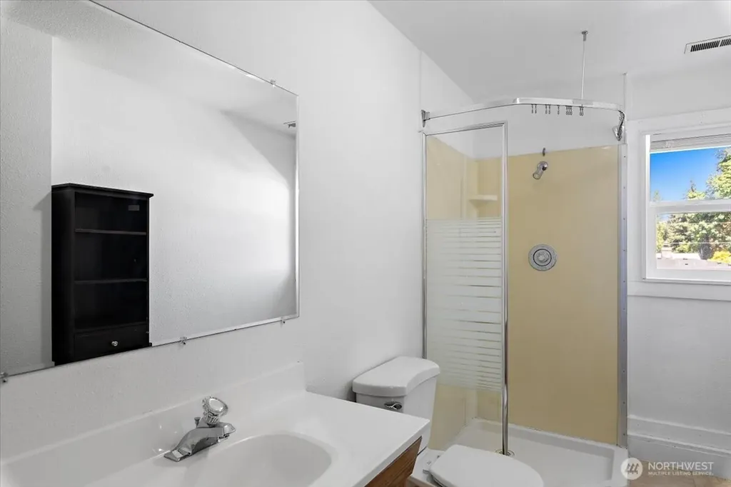 2802 NE 23rd Place Renton WA 98056