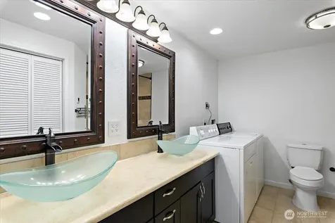 2802 NE 23rd Place Renton WA 98056