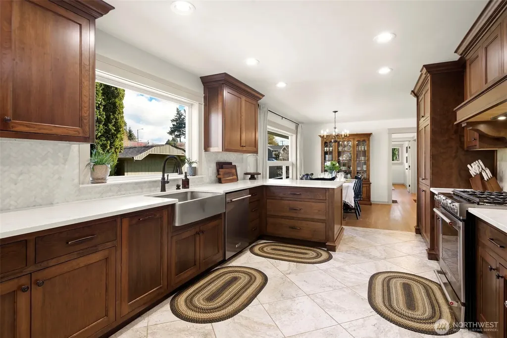 969 B Street Washougal WA 98671