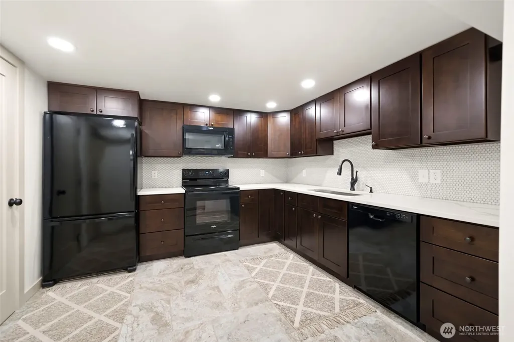 969 B Street Washougal WA 98671