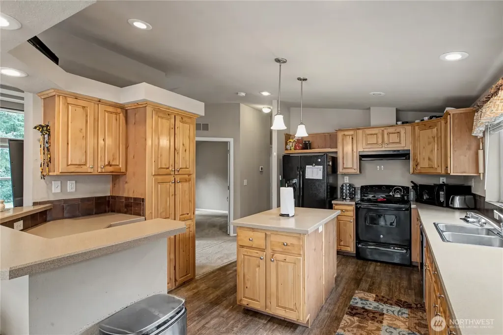 16812 Littlerock Road SW Rochester WA 98579