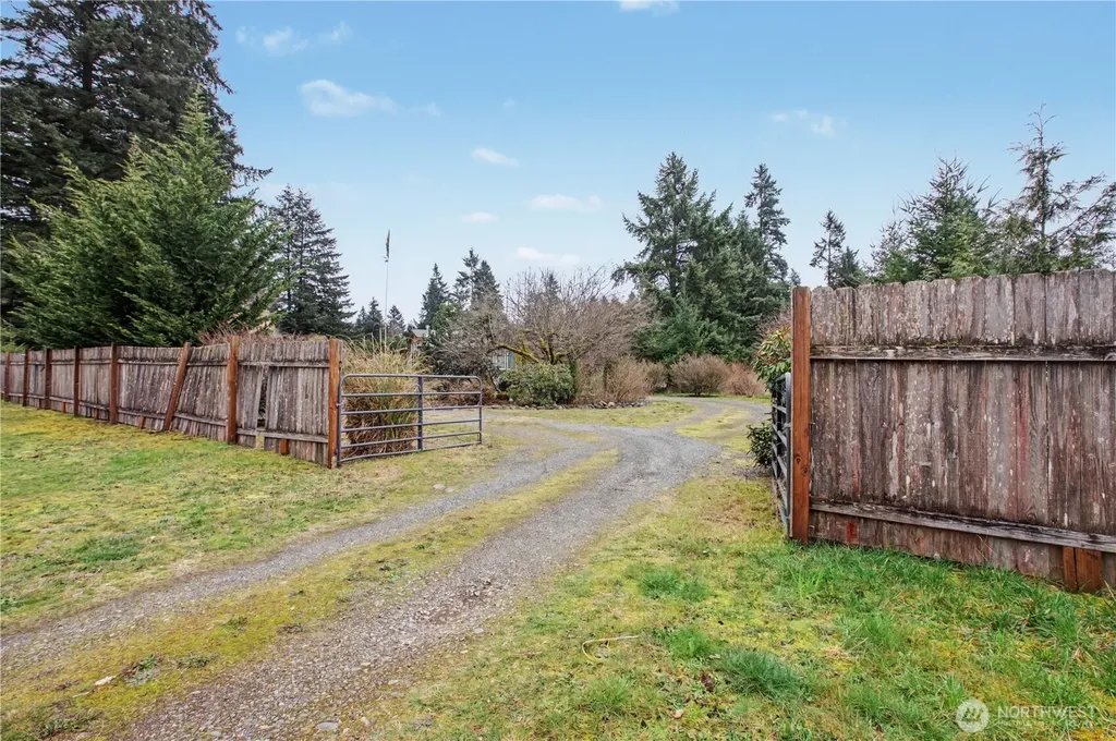 16812 Littlerock Road SW Rochester WA 98579