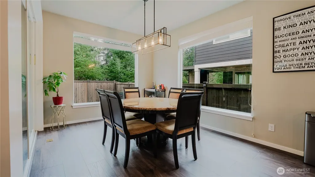 24028 SE 258th Way Maple Valley WA 98038
