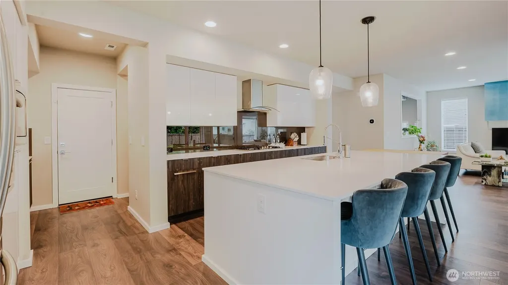 24028 SE 258th Way Maple Valley WA 98038