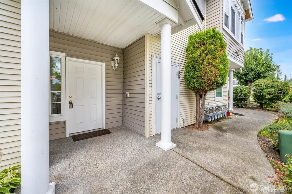6834 20th St E Fife WA 98424