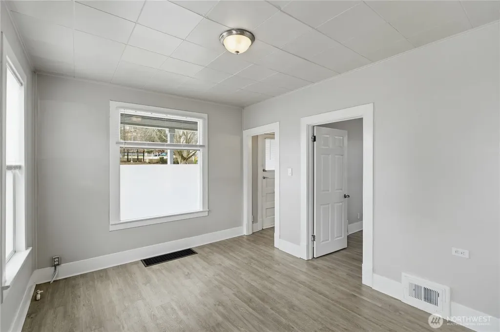 2529 S G Street Tacoma WA 98405