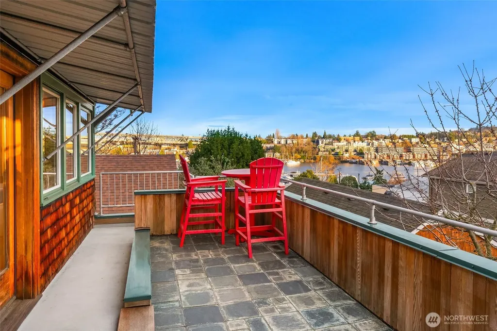 2117 N 36th Street Seattle WA 98103