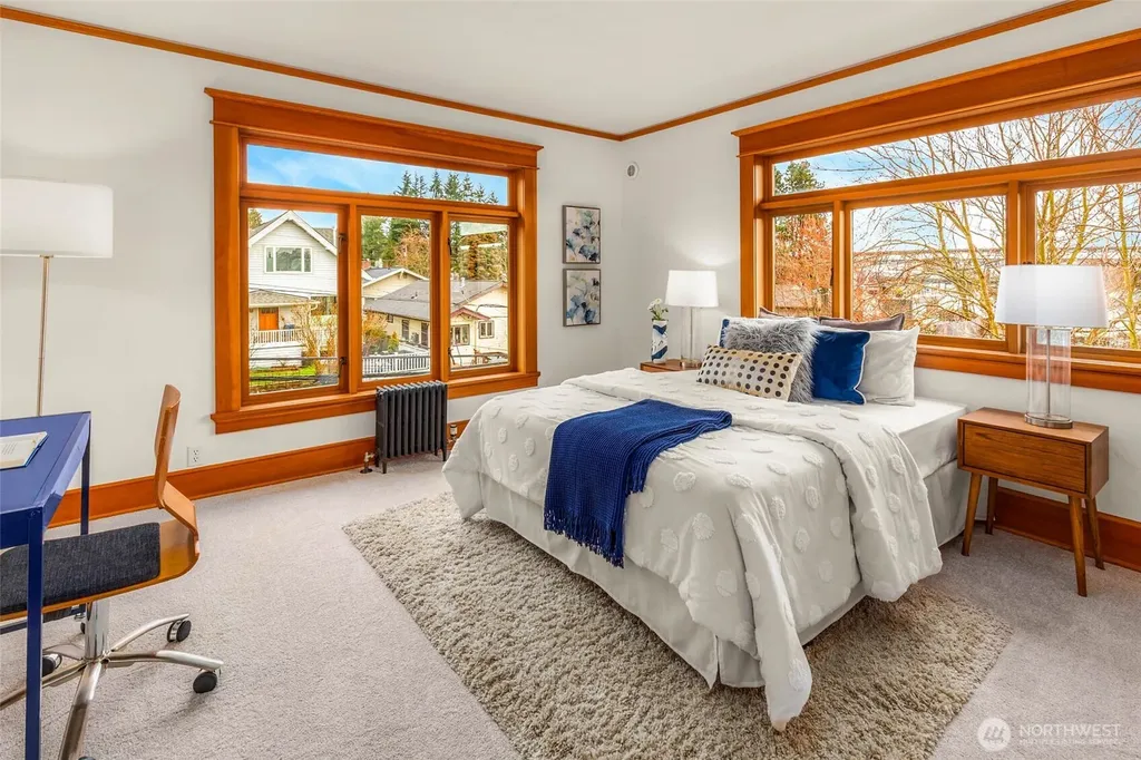 2117 N 36th Street Seattle WA 98103