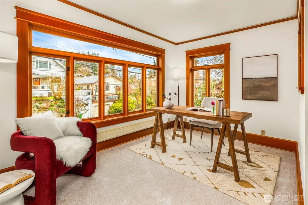 2117 N 36th Street Seattle WA 98103