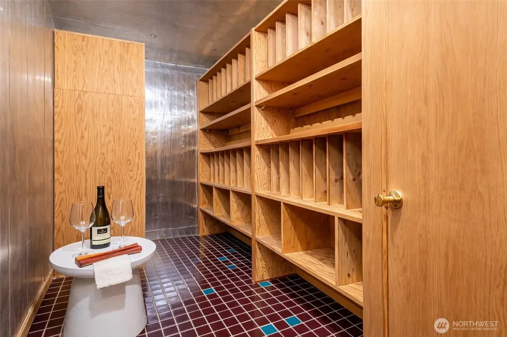 2117 N 36th Street Seattle WA 98103