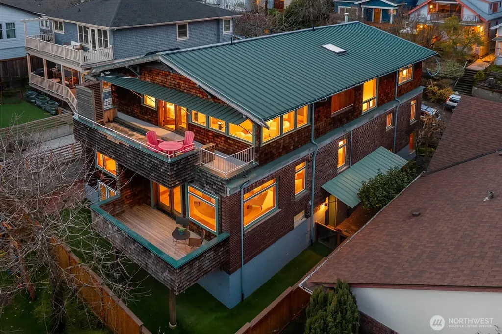 2117 N 36th Street Seattle WA 98103