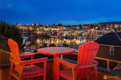 2117 N 36th Street Seattle WA 98103