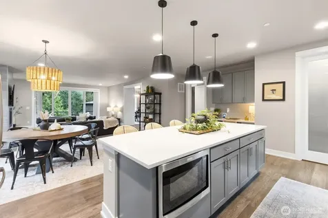7223 NE 118th Court Kirkland WA 98034