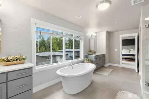 7223 NE 118th Court Kirkland WA 98034