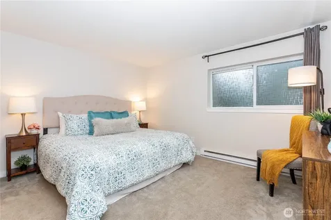 12040 100th Avenue NE Kirkland WA 98034