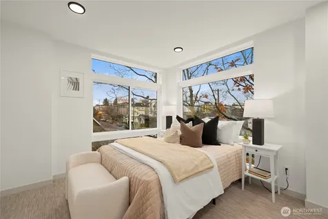 7011 9th Avenue NE Seattle WA 98115