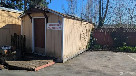 6443 NE 181st Street Kenmore WA 98028