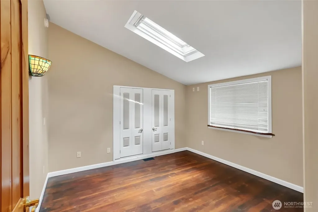 13722 Interlake Avenue N Seattle WA 98133