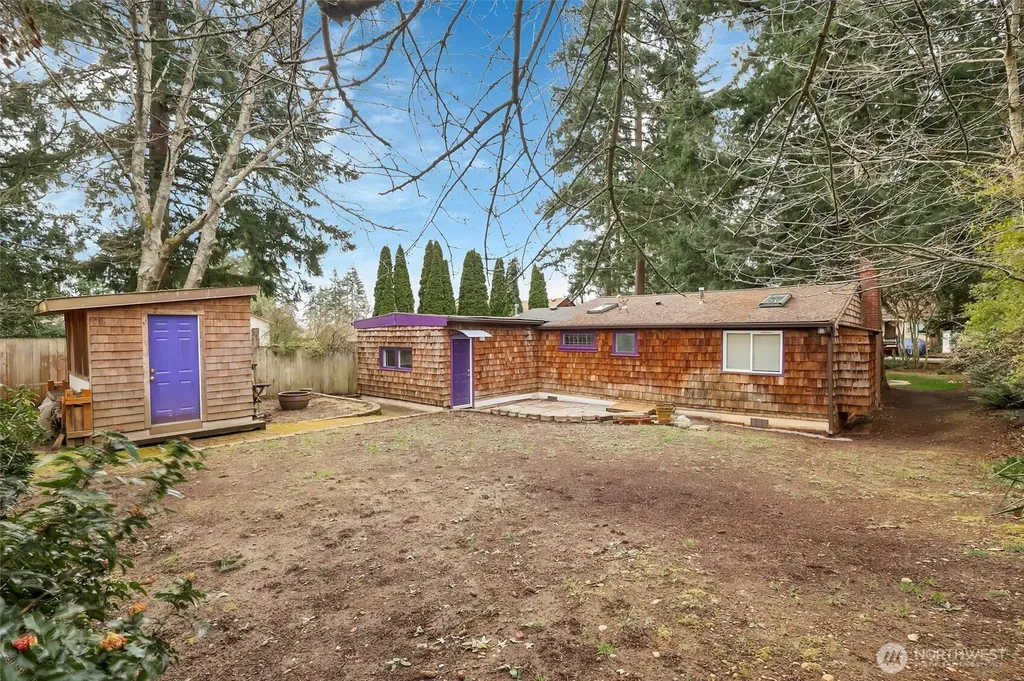 13722 Interlake Avenue N Seattle WA 98133