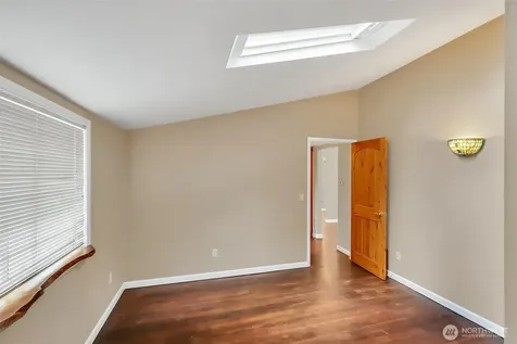 13722 Interlake Avenue N Seattle WA 98133