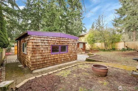 13722 Interlake Avenue N Seattle WA 98133