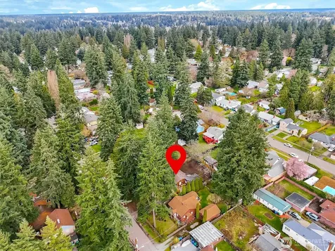 13722 Interlake Avenue N Seattle WA 98133