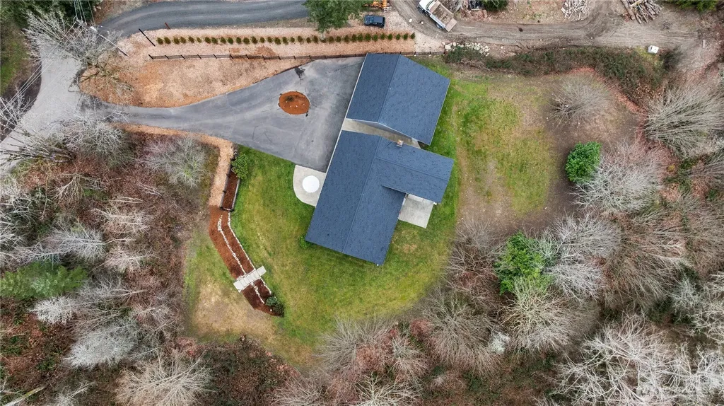 3333 Creek View Court SE Port Orchard WA 98366