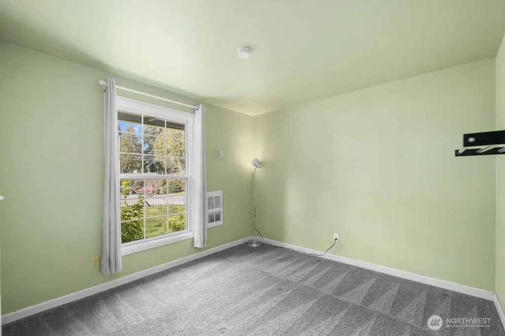 2228 192nd Place SW Lynnwood WA 98036
