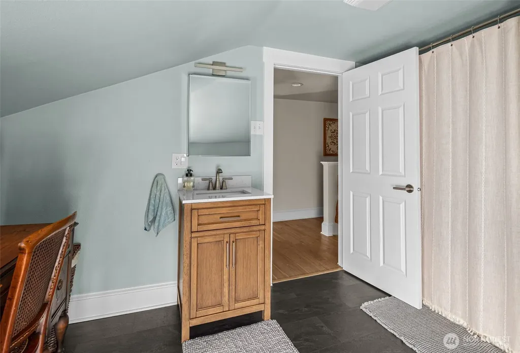 705 NE Haller Street Coupeville WA 98239
