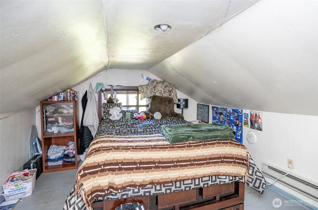 758 108th Street S Tacoma WA 98444