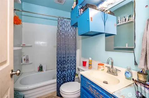 758 108th Street S Tacoma WA 98444