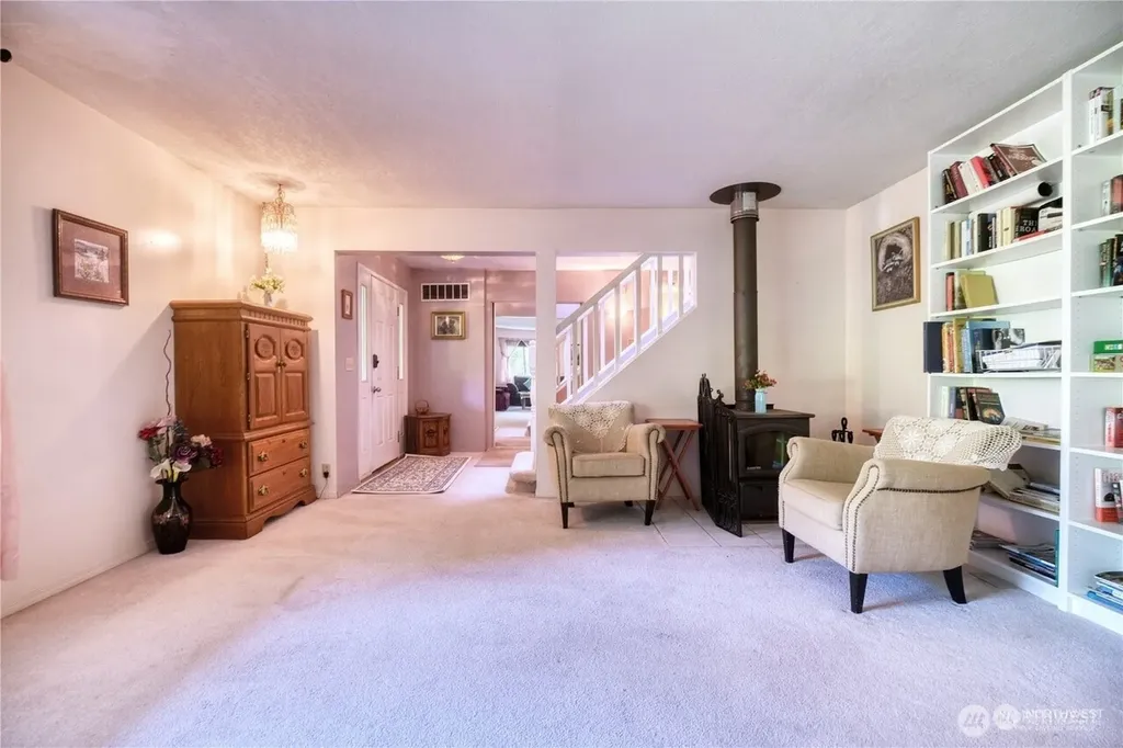 1857 Washington Drive Point Roberts WA 98281