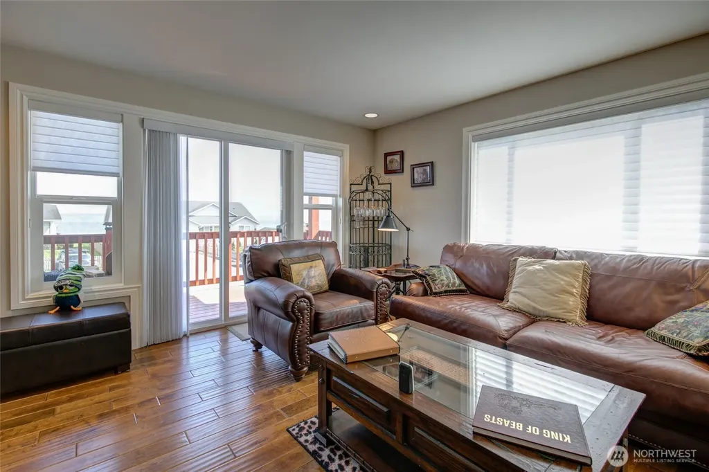 125 Sunrise Avenue SE Ocean Shores WA 98569