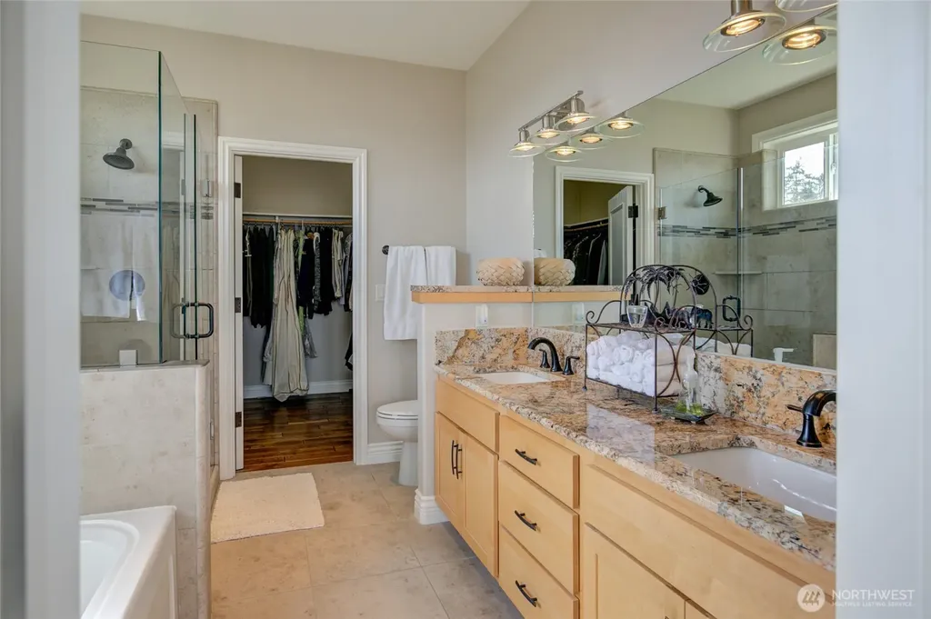 125 Sunrise Avenue SE Ocean Shores WA 98569