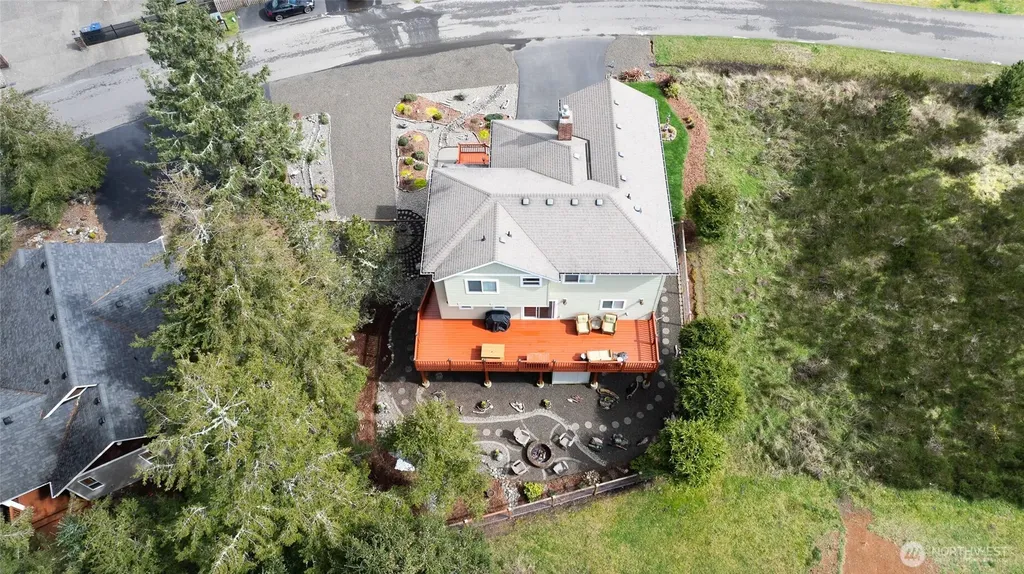 125 Sunrise Avenue SE Ocean Shores WA 98569