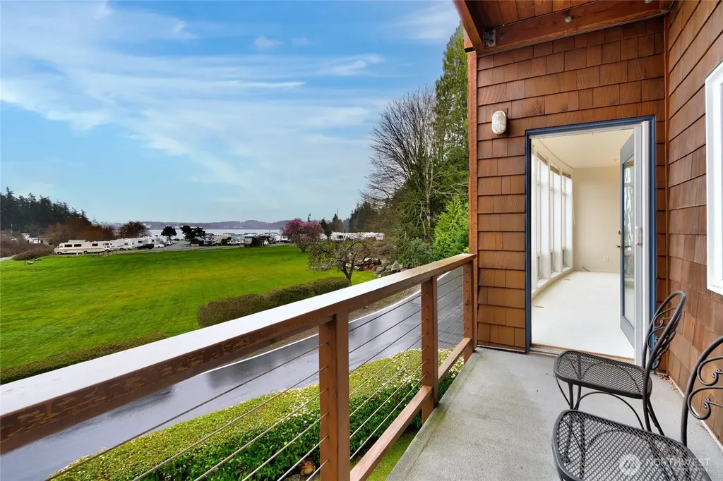 4501 Fidalgo Bay Road Anacortes WA 98221