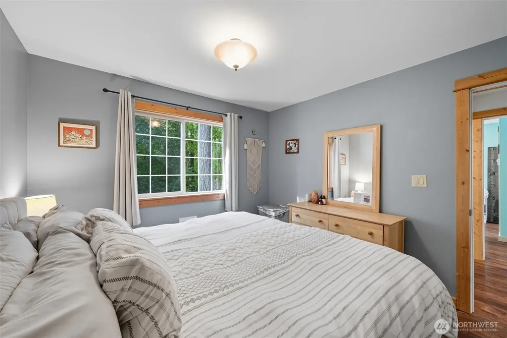 7533 Canyon View Drive Deming WA 98244