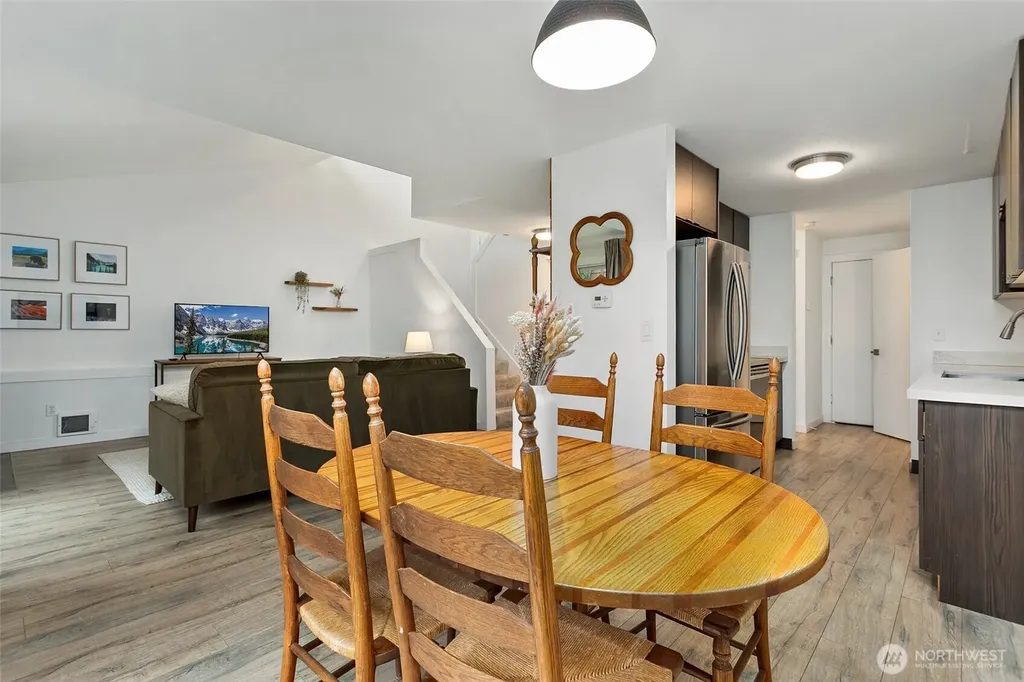 15929 3rd Place SW Burien WA 98166