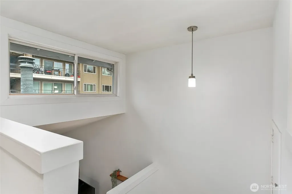 15929 3rd Place SW Burien WA 98166