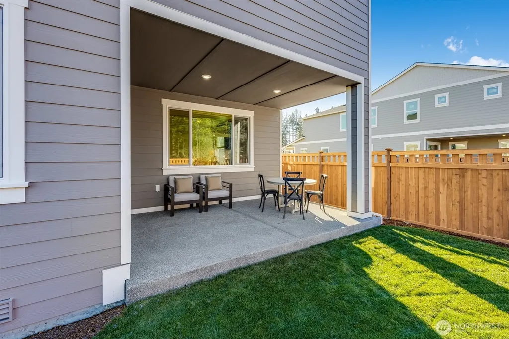 20317 145th Street E Bonney Lake WA 98391