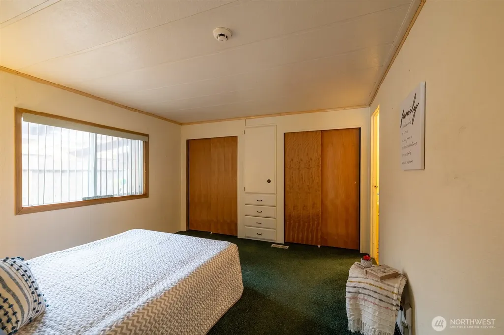 147 E Wood Avenue Morton WA 98356