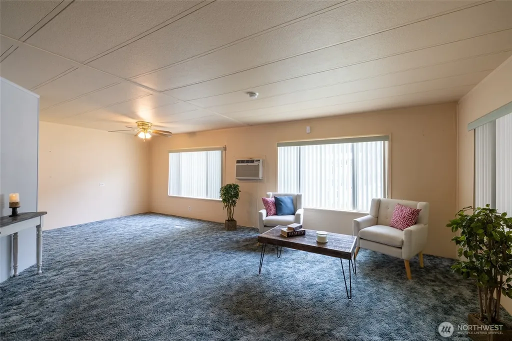 147 E Wood Avenue Morton WA 98356