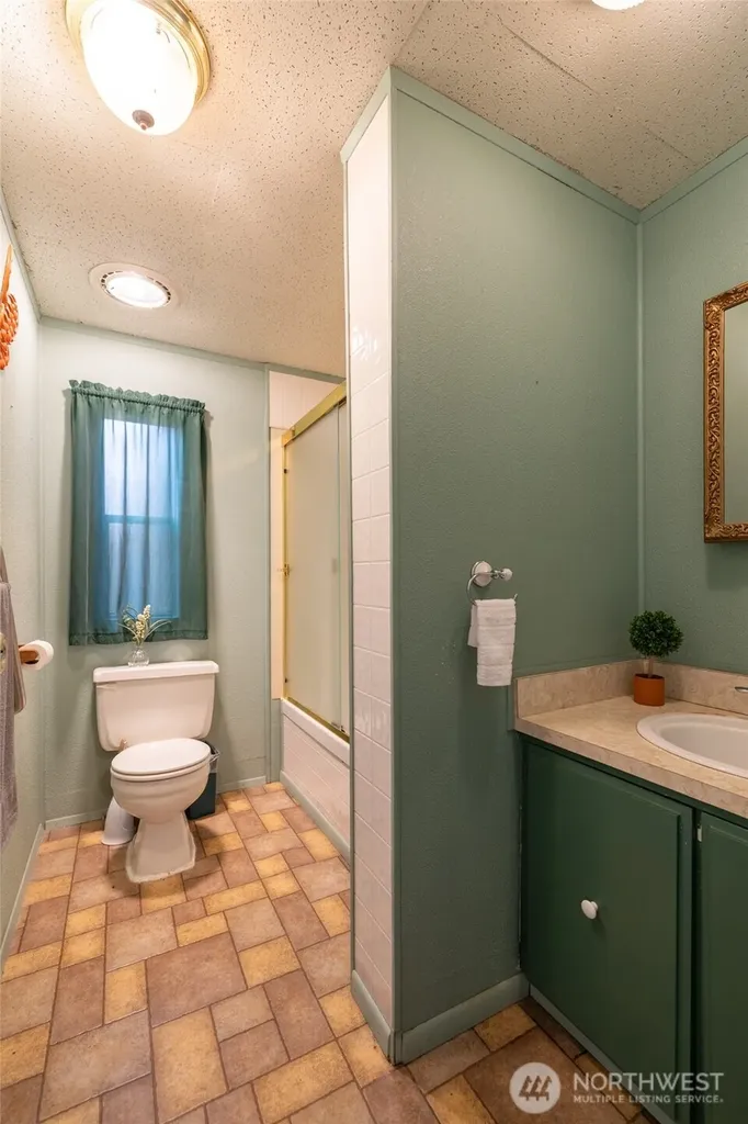 147 E Wood Avenue Morton WA 98356