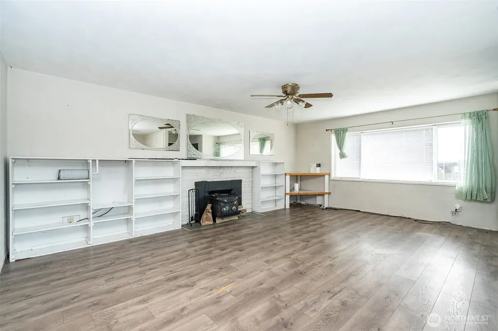 1428 SW Grandview Avenue Chehalis WA 98532