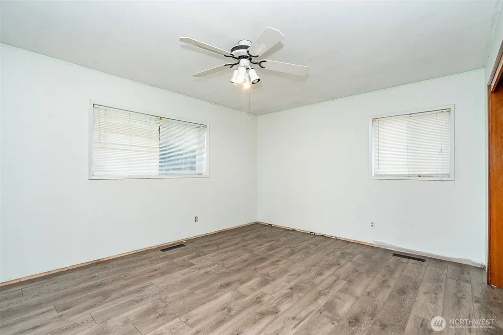 1428 SW Grandview Avenue Chehalis WA 98532