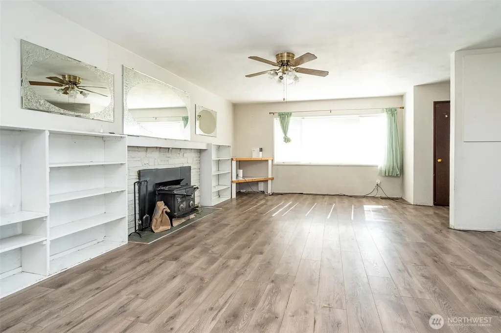 1428 SW Grandview Avenue Chehalis WA 98532