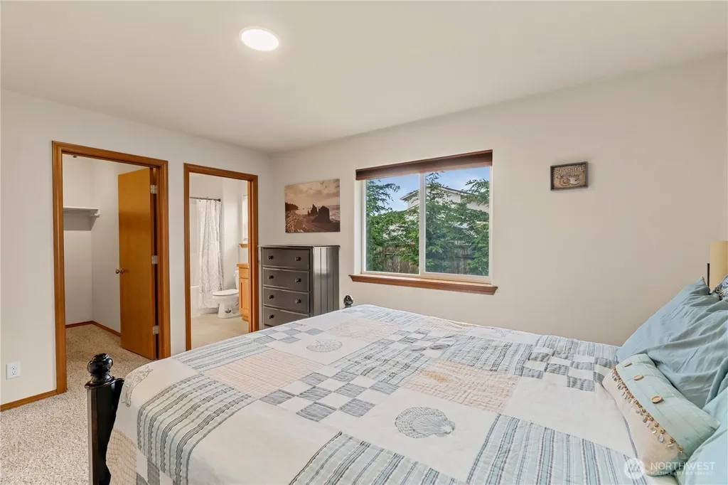 329 Cockle Street SW Ocean Shores WA 98569