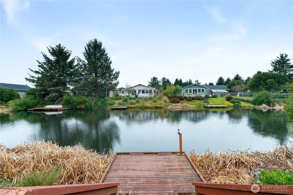 329 Cockle Street SW Ocean Shores WA 98569