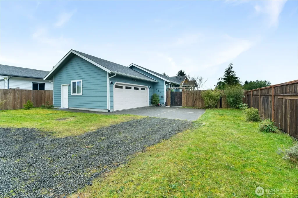 329 Cockle Street SW Ocean Shores WA 98569